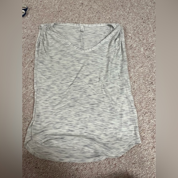 Lululemon white gray tanktop - Picture 9 of 10